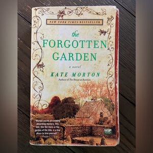 📚BUY 2 GET 1‎ FREE The Forgotten Garden by Kate Morton